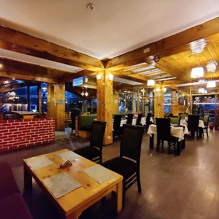 The Whispering Inn Resort And Bar Manali  Exterior photo